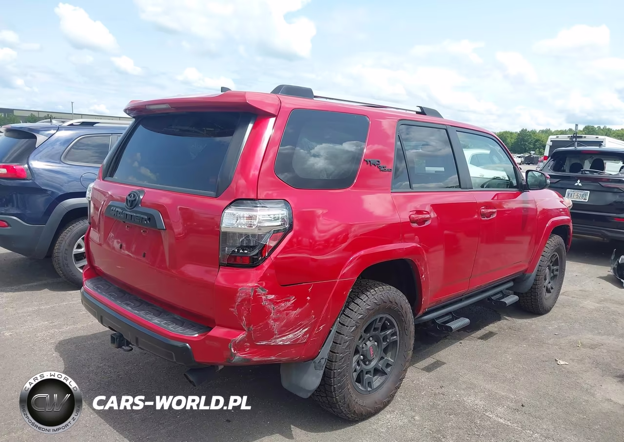 2018 Toyota 4Runner Trd Off Road Premium VIN:JTEBU5JR6J5585433 - 4