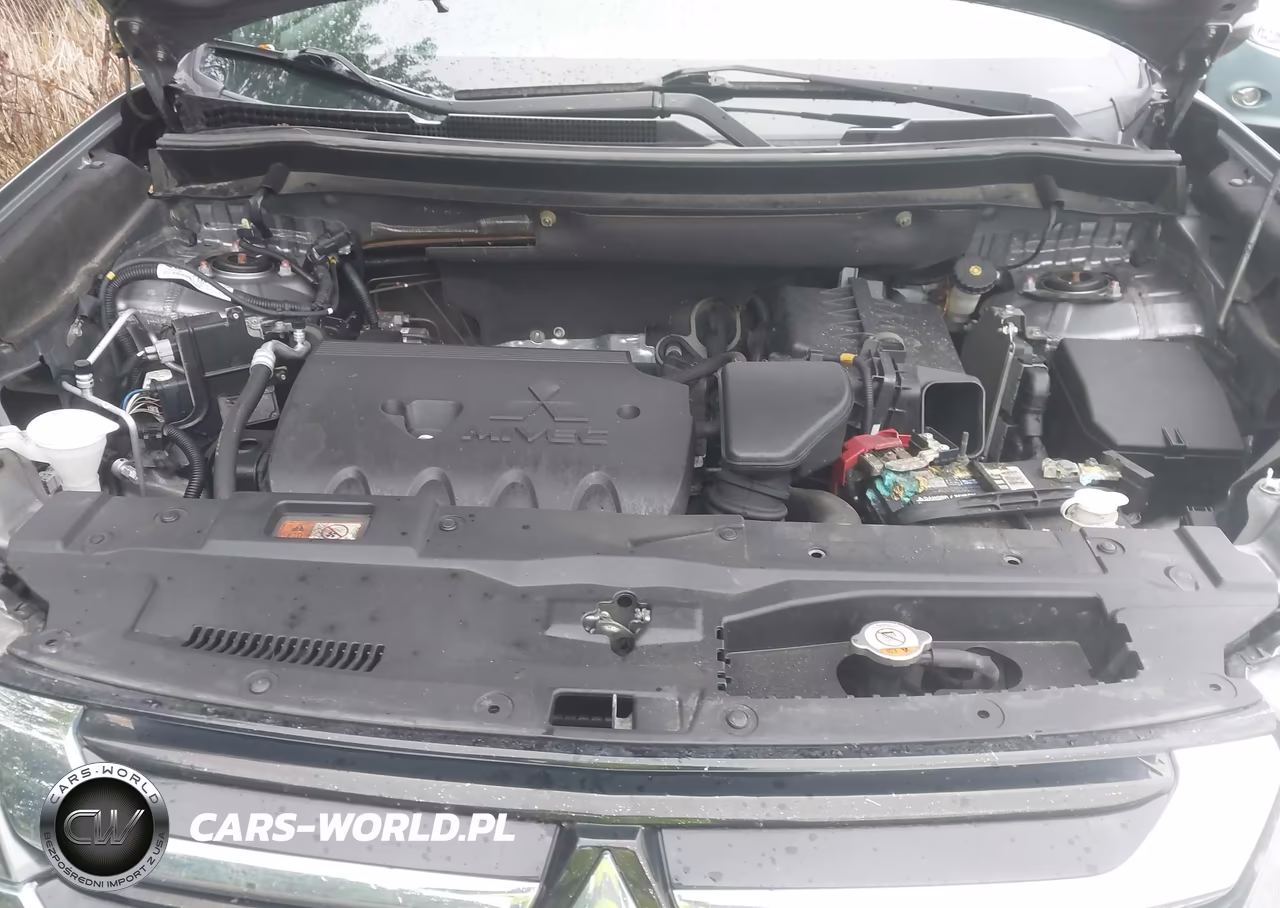 2018 Mitsubishi Outlander Le VIN:JA4AZ3A35JZ065261 - 10