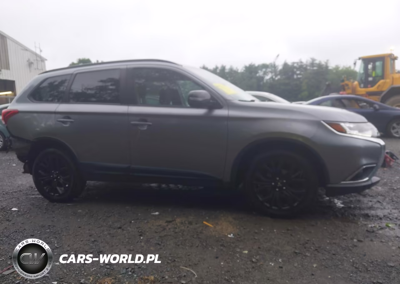 2018 Mitsubishi Outlander Le VIN:JA4AZ3A35JZ065261 - 13