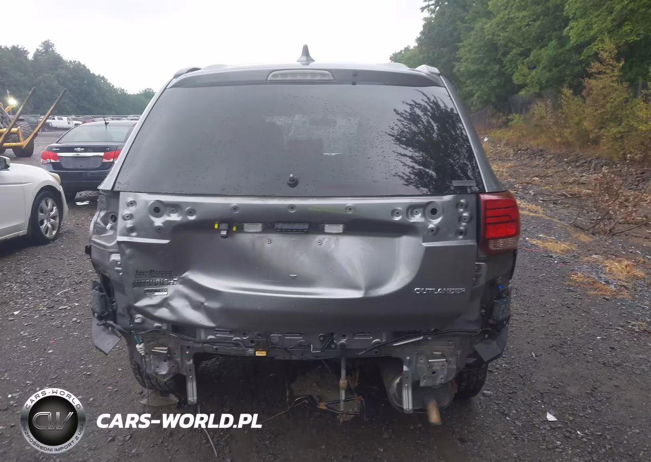 2018 Mitsubishi Outlander Le VIN:JA4AZ3A35JZ065261 - 16