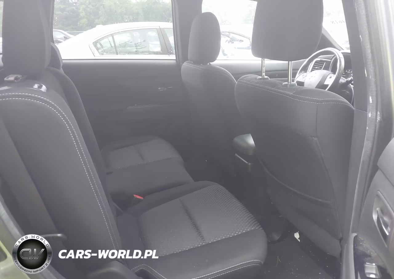 2018 Mitsubishi Outlander Le VIN:JA4AZ3A35JZ065261 - 8