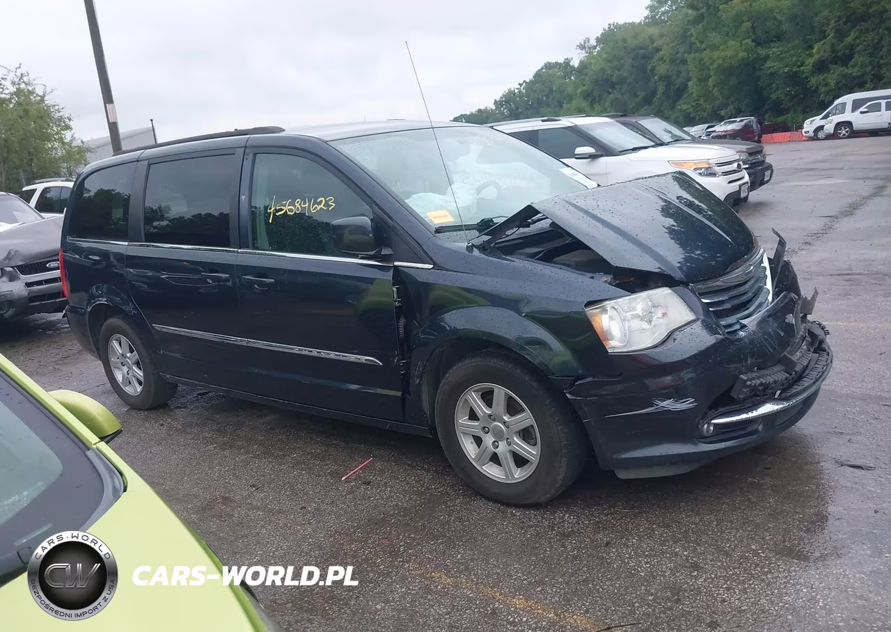 2013 Chrysler Town & Country Touring VIN:2C4RC1BG2DR645212 - 13