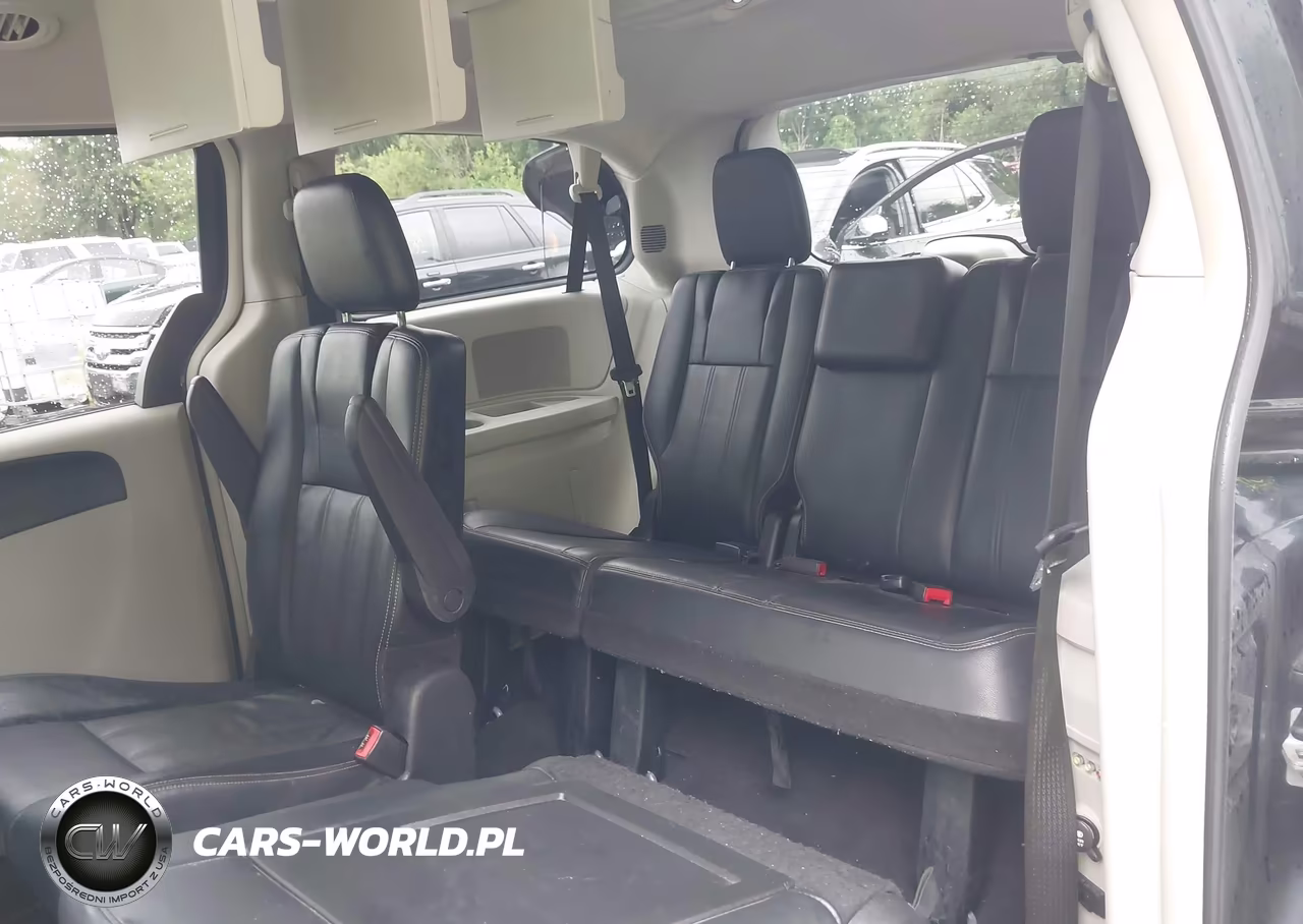 2013 Chrysler Town & Country Touring VIN:2C4RC1BG2DR645212 - 21