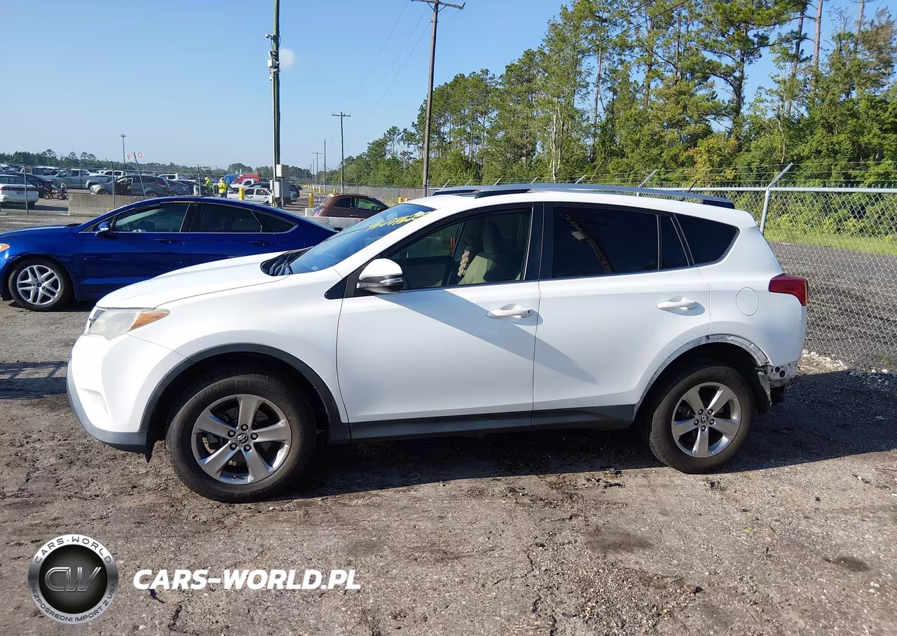 2015 Toyota Rav4 Xle VIN:JTMWFREV3FD048420 - 14