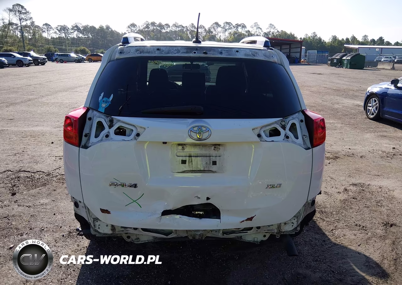 2015 Toyota Rav4 Xle VIN:JTMWFREV3FD048420 - 16