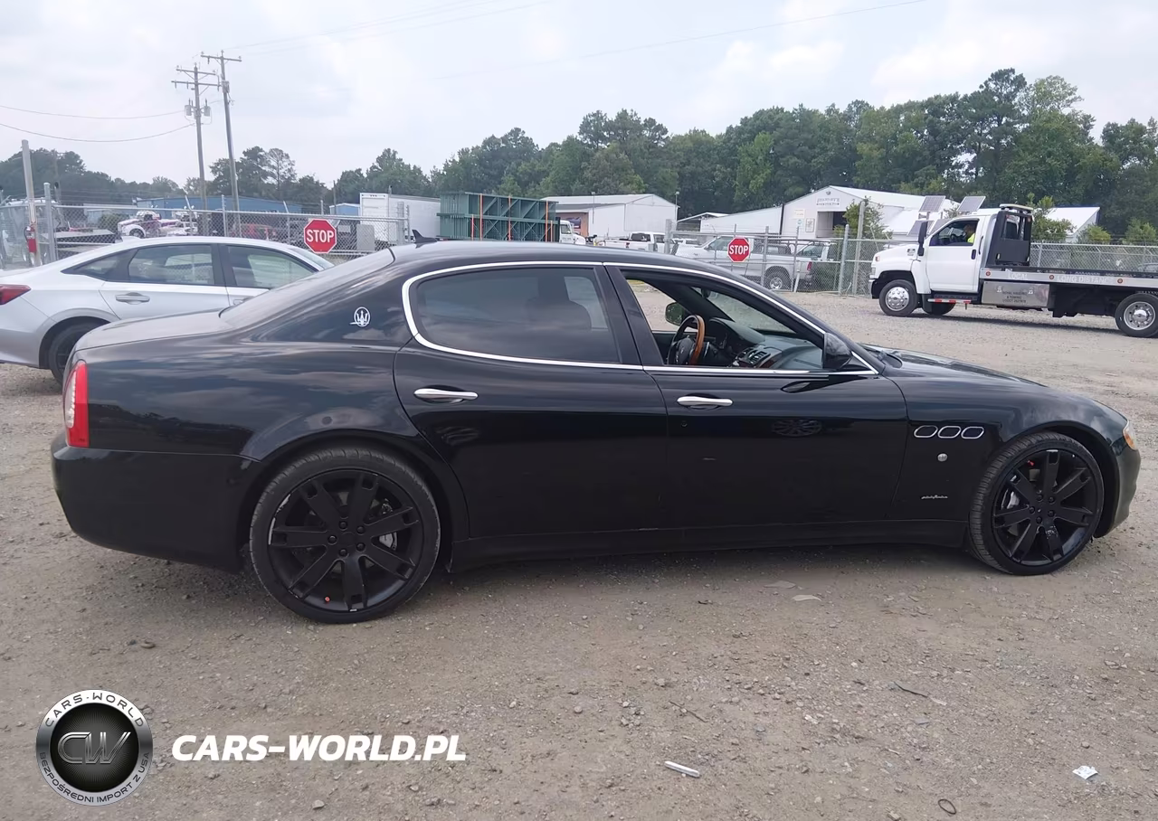 2010 Maserati Quattroporte VIN:ZAM39FKA6A0051639 - 13