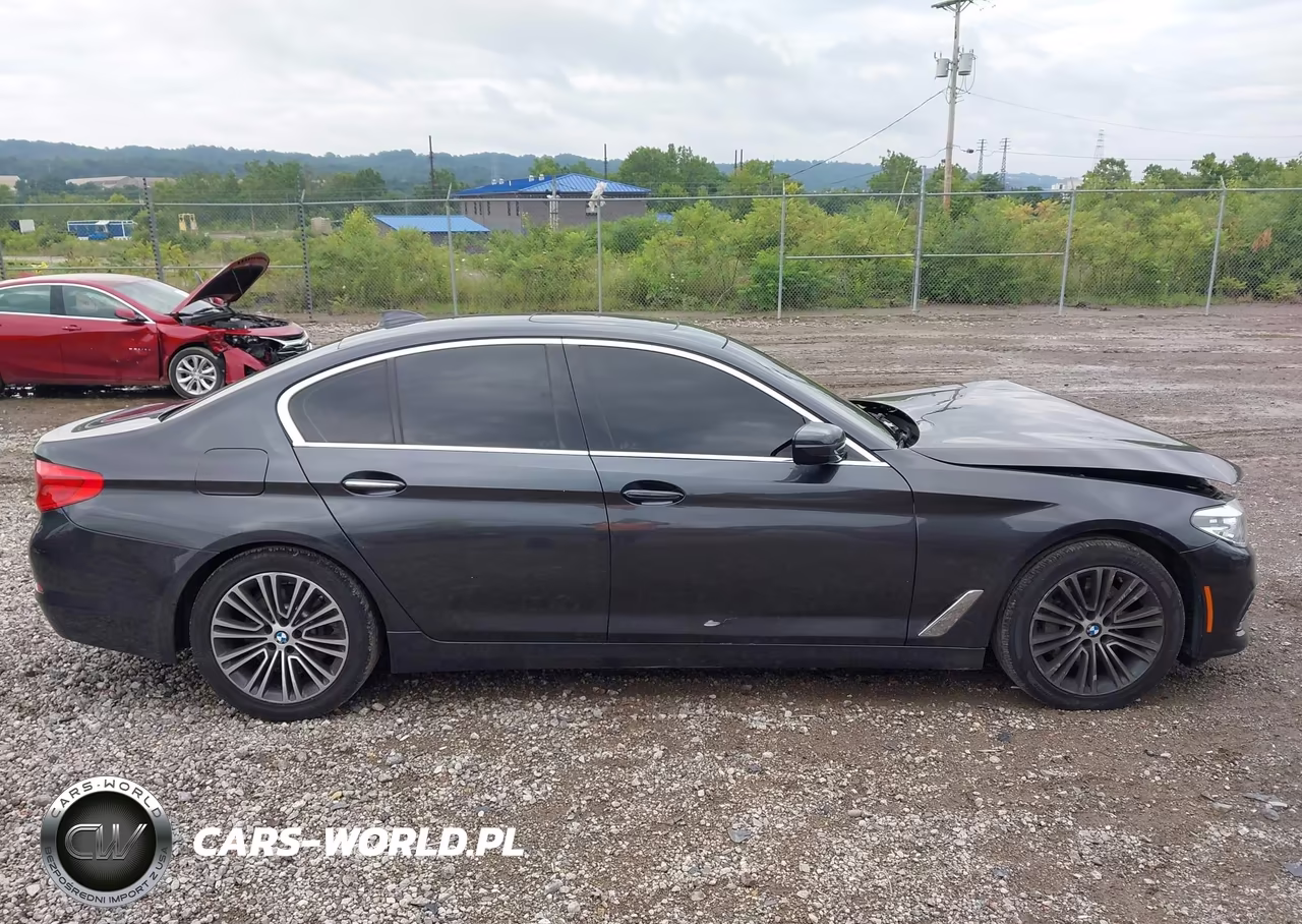 2017 BMW 530I xDrive VIN:WBAJA7C35HWA70876 - 13