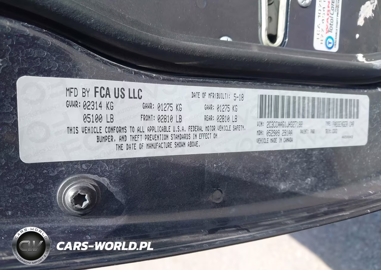 2018 Chrysler 300 Touring VIN:2C3CCAAG1JH327188 - 9