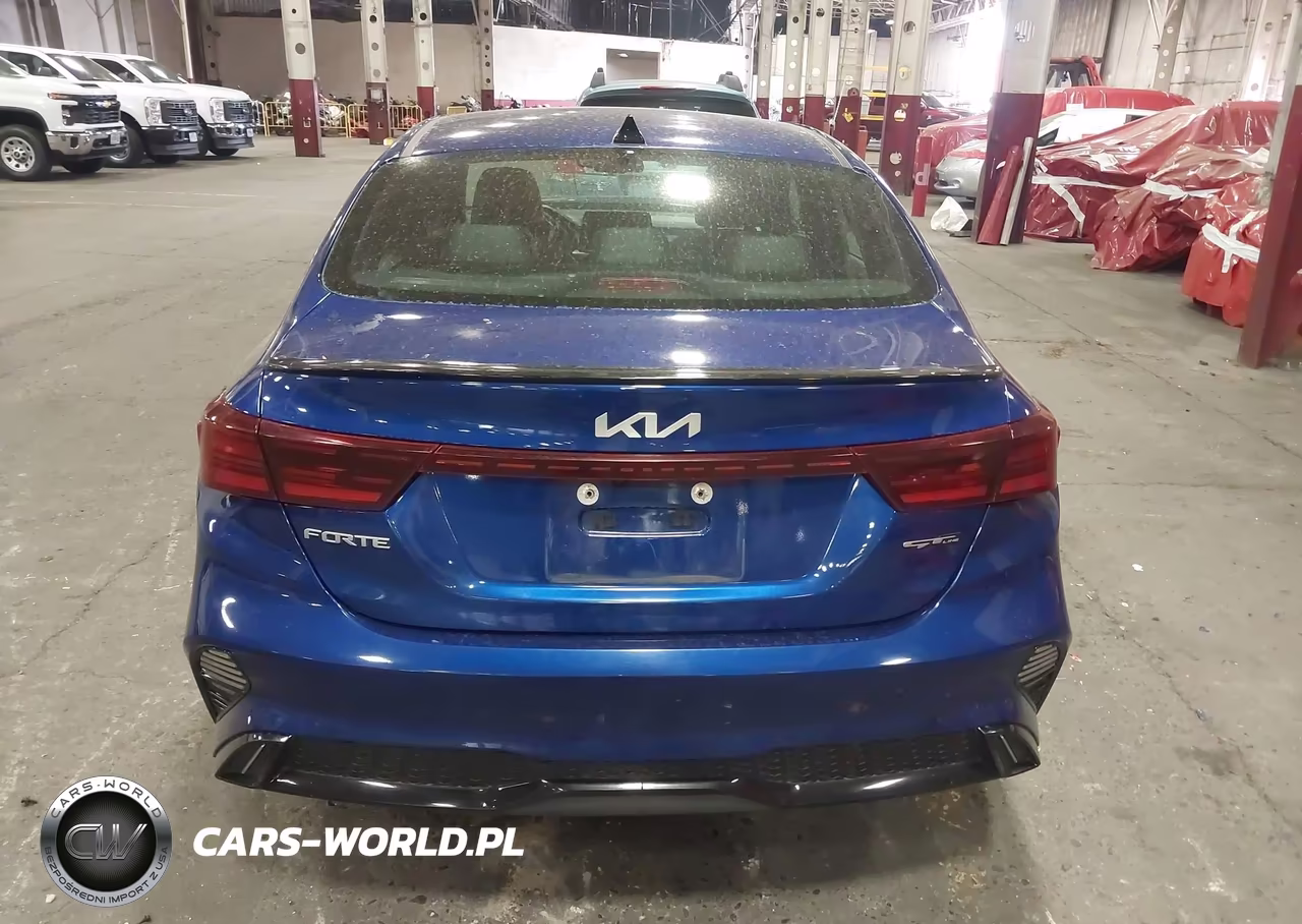 2024 Kia Forte Gt-Line VIN:3KPF54AD6RE766162 - 17
