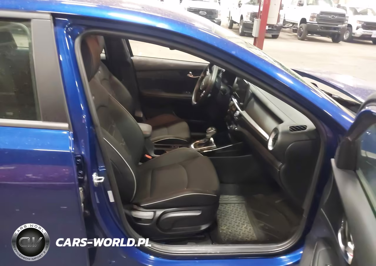 2024 Kia Forte Gt-Line VIN:3KPF54AD6RE766162 - 5