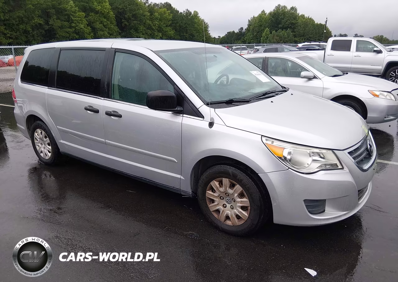 2012 Volkswagen Routan S