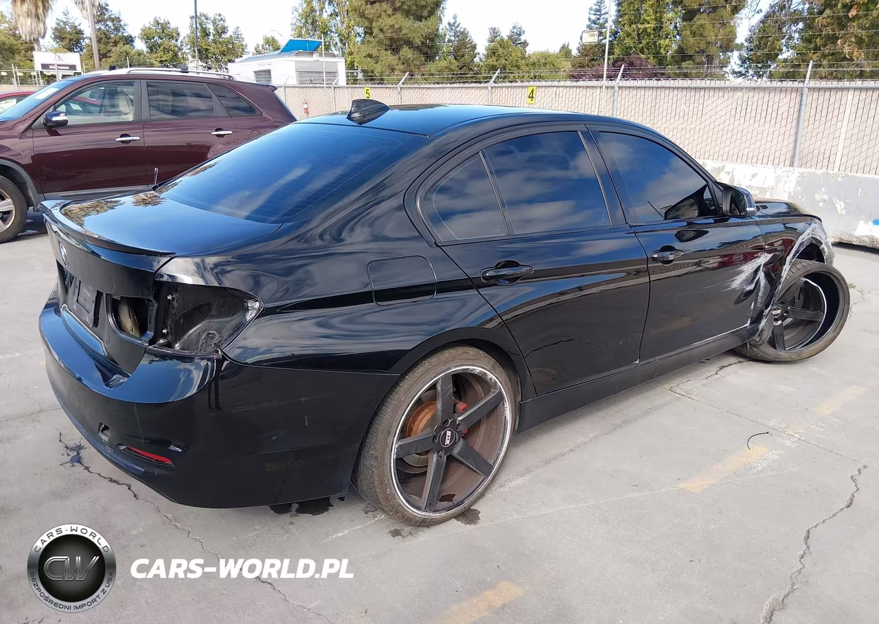 2017 BMW 3 Series 330I VIN:WBA8B9G53HNU49574 - 4