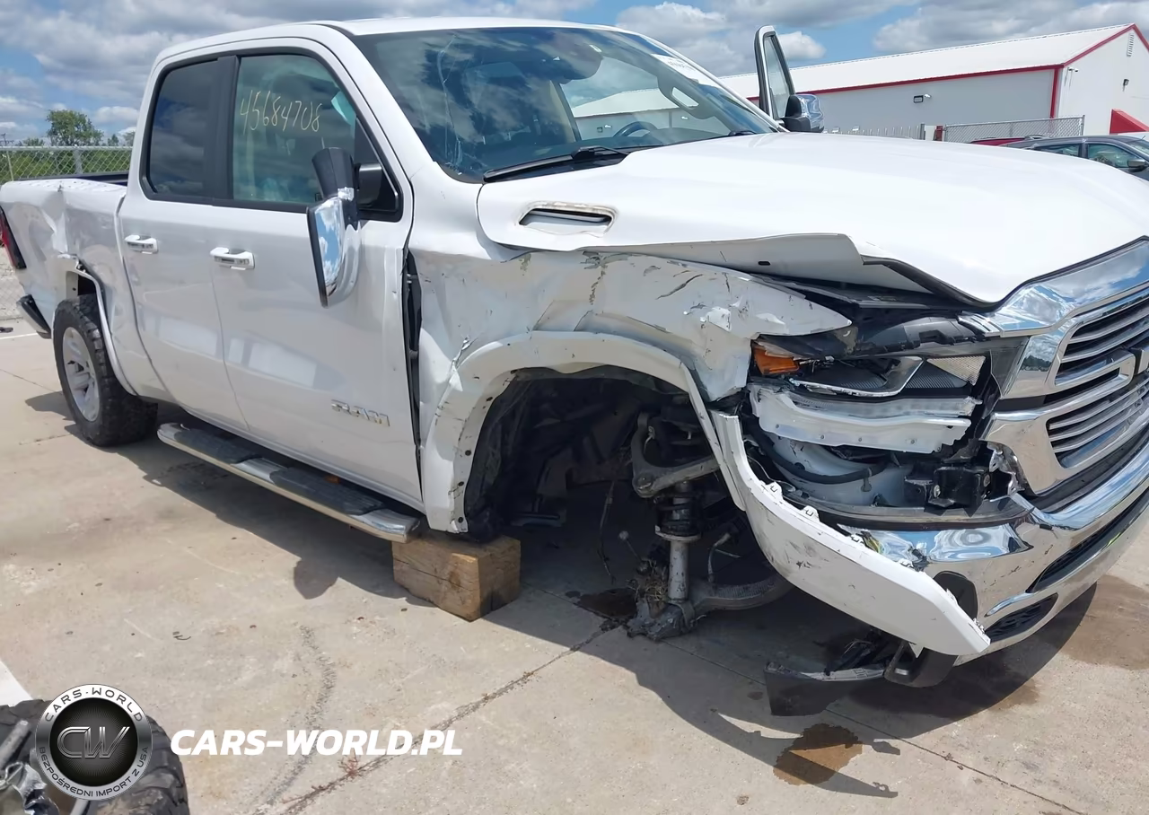 2020 Ram 1500 Laramie 4X4 6'4 Box VIN:1C6SRFDT0LN280412 - 6