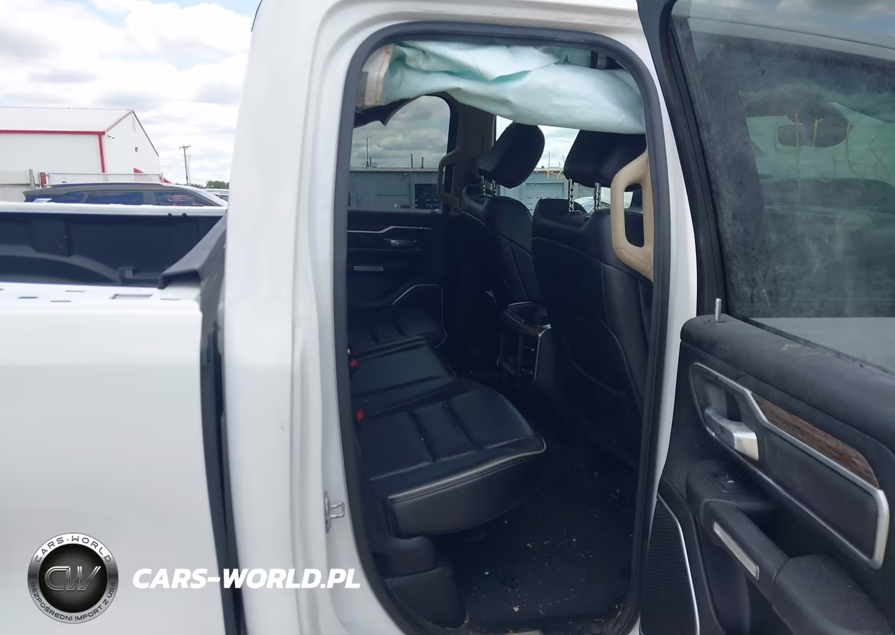 2020 Ram 1500 Laramie 4X4 6'4 Box VIN:1C6SRFDT0LN280412 - 8