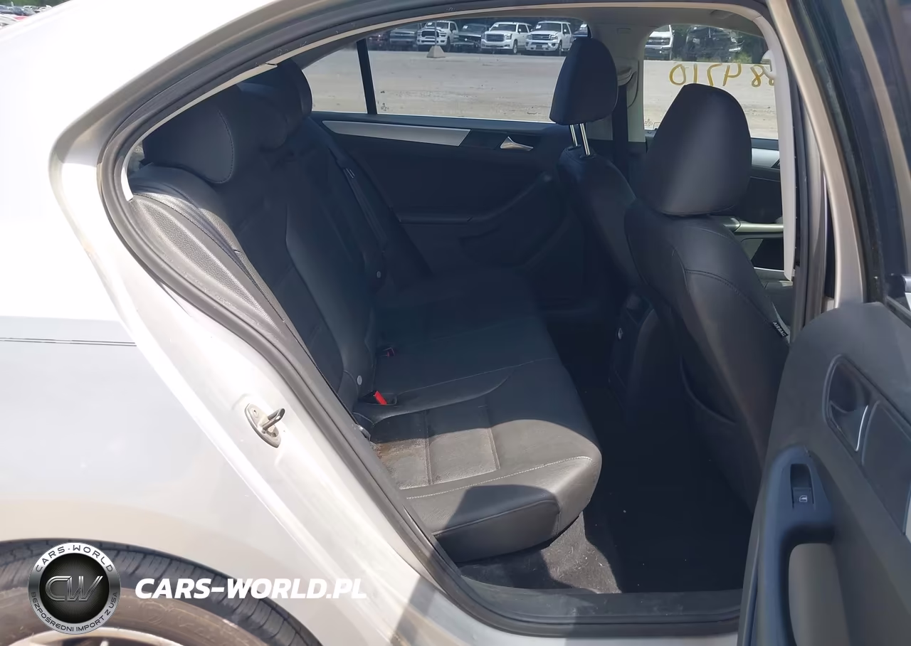 2012 Volkswagen Jetta 2.0L Tdi VIN:3VWLL7AJ7CM367495 - 8