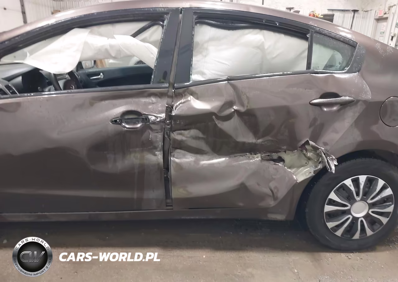 2017 Kia Forte Lx VIN:3KPFL4A76HE088947 - 6
