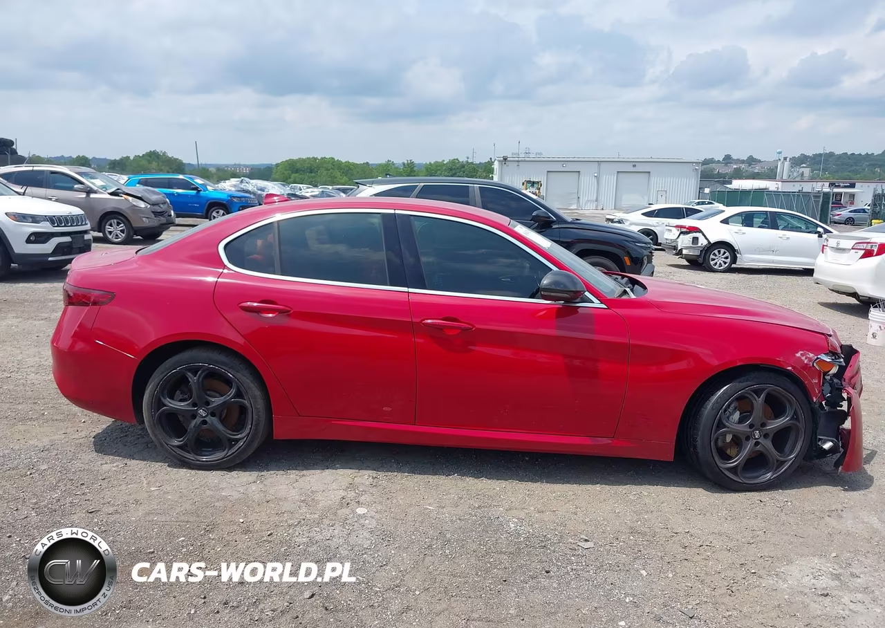2017 Alfa Romeo Giulia Ti Awd VIN:ZARFAEEN0H7556312 - 13