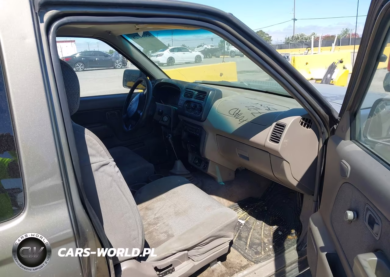 2001 Nissan Frontier Xe VIN:1N6DD26S01C350087 - 5