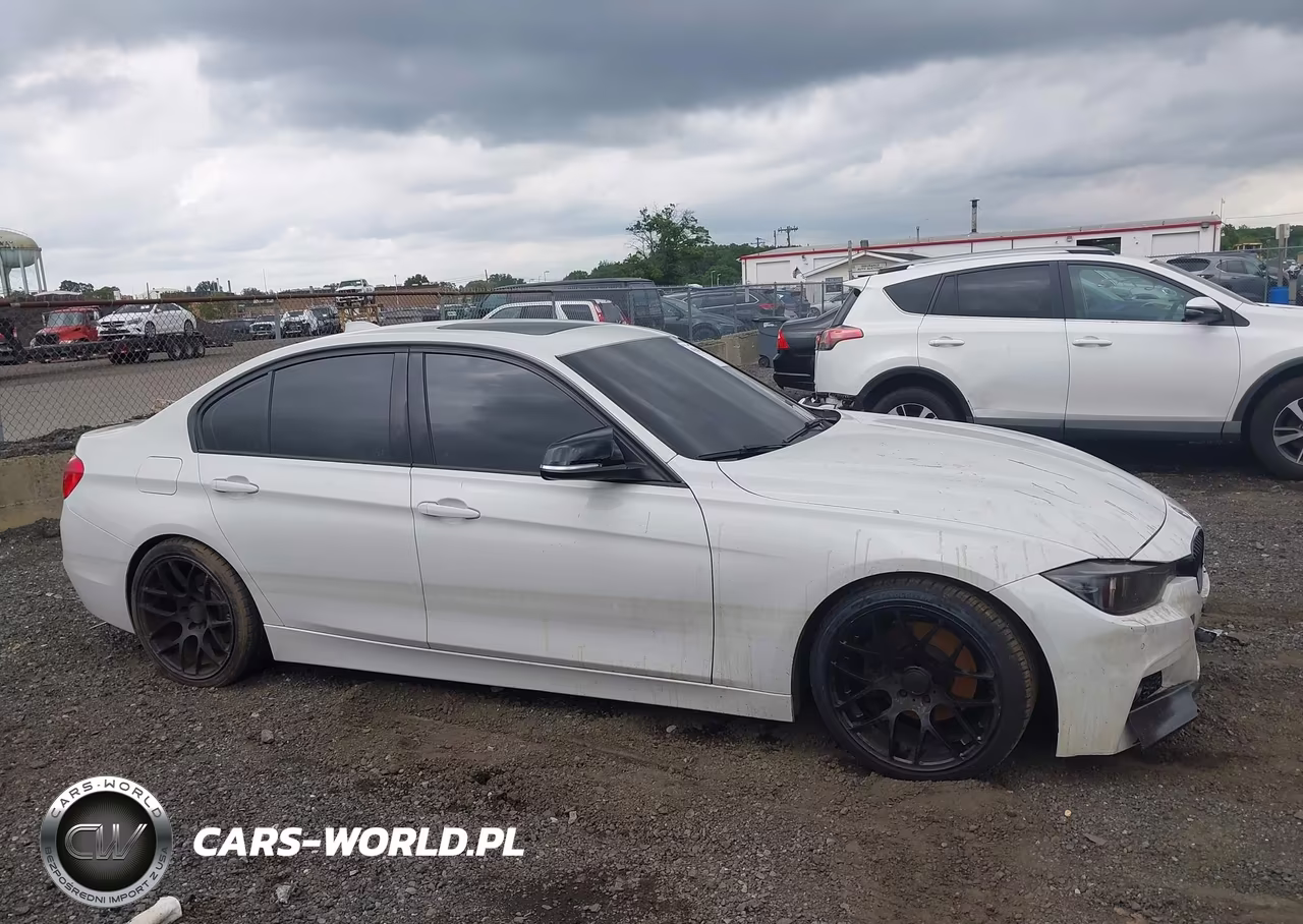 2017 BMW 330I xDrive VIN:WBA8D9C30HA005428 - 13