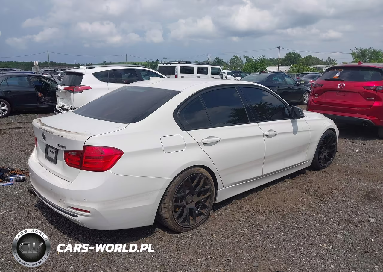 2017 BMW 330I xDrive VIN:WBA8D9C30HA005428 - 4