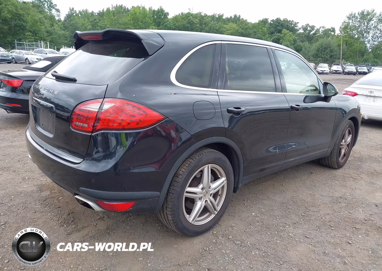 2013 Porsche Cayenne VIN:WP1AA2A21DLA06826 - 4