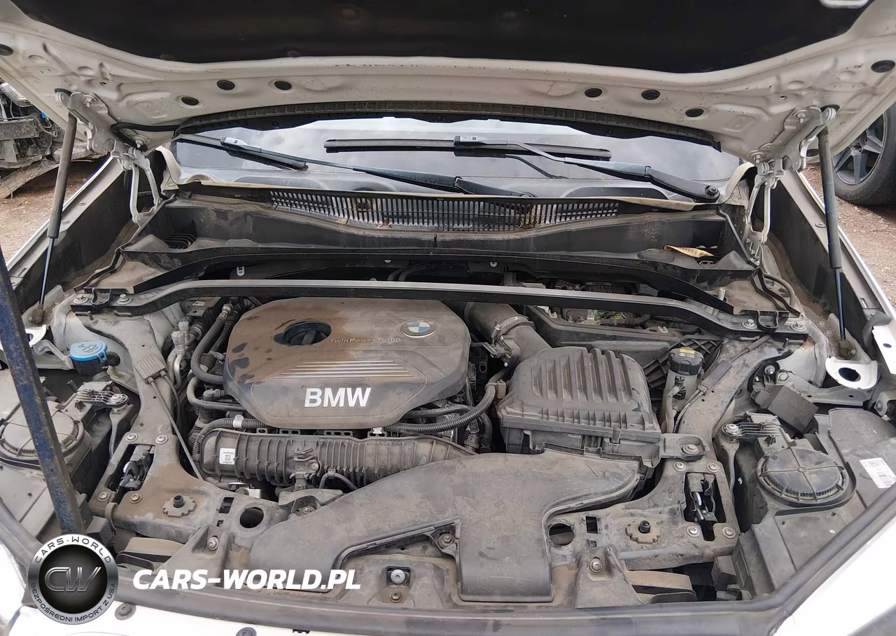 2018 BMW X1 xDrive28I VIN:WBXHT3C36J5K23510 - 10