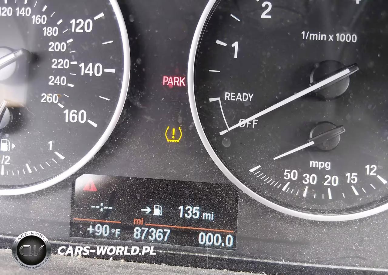 2018 BMW X1 xDrive28I VIN:WBXHT3C36J5K23510 - 14