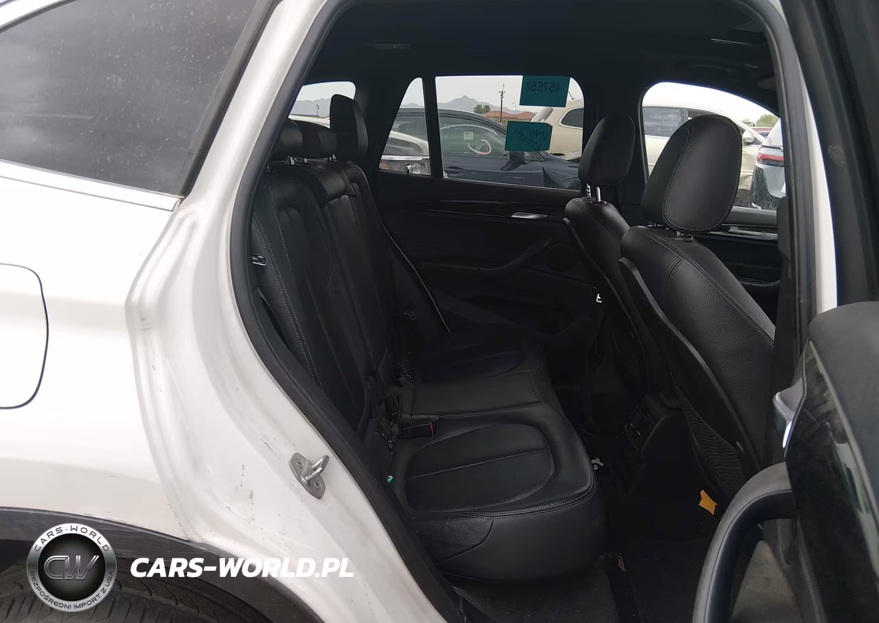 2018 BMW X1 xDrive28I VIN:WBXHT3C36J5K23510 - 8