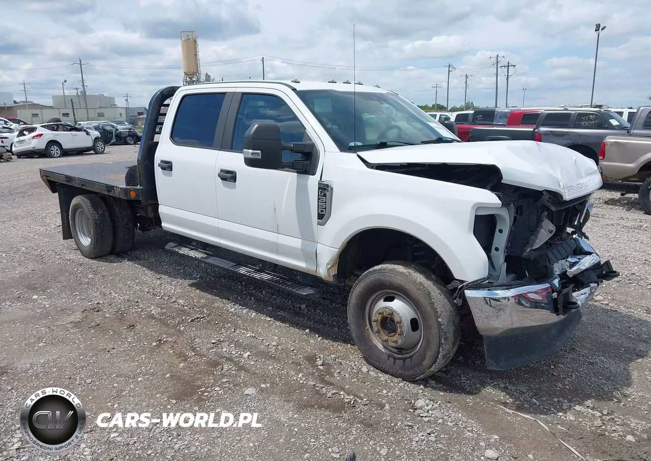 2020 Ford F-350 Chassis Xl VIN:1FD8W3HN0LEC64566 - 1