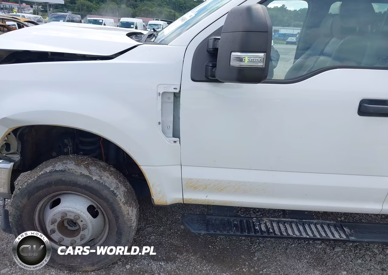 2020 Ford F-350 Chassis Xl VIN:1FD8W3HN0LEC64566 - 17