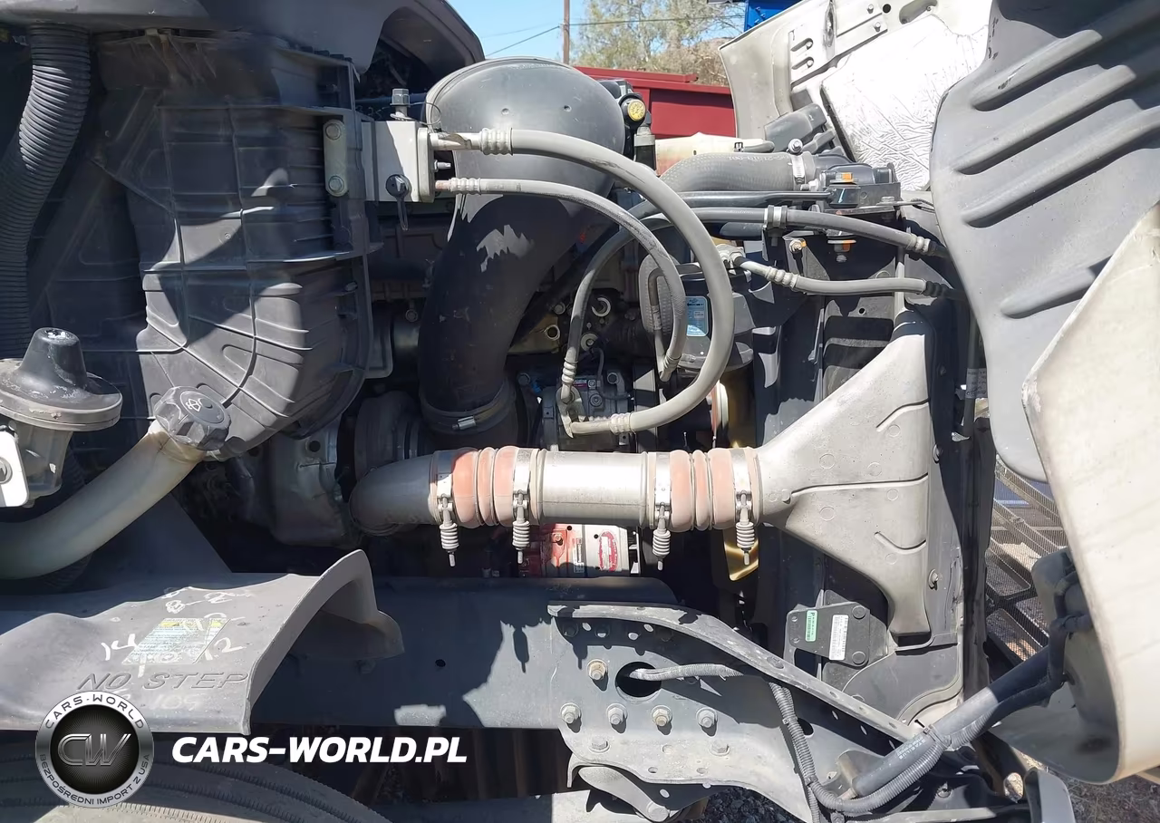 2017 Freightliner Cascadia 113 VIN:3AKJGBDV0HDHX7875 - 14