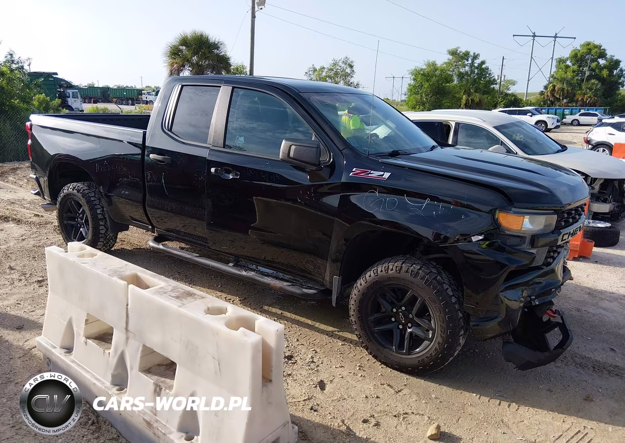 2019 Chevrolet Silverado 1500 Custom Trail Boss