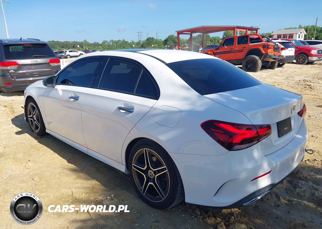 2021 Mercedes-Benz A 220 VIN:W1K3G4EB3MJ308280 - 3