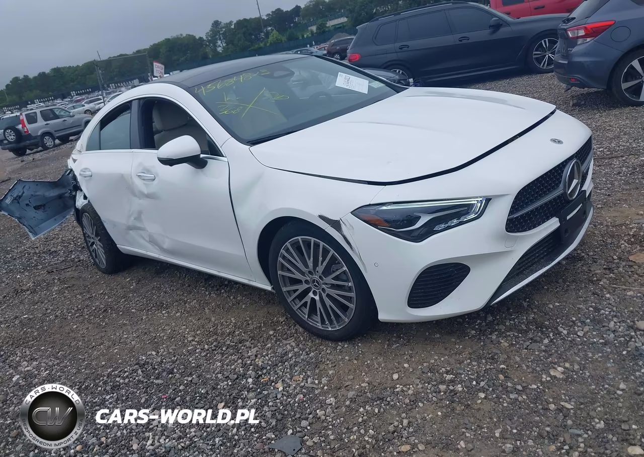 2026 Mercedes-Benz Cla 250 Coupe 4Matic – zdjęcie 1 z 18