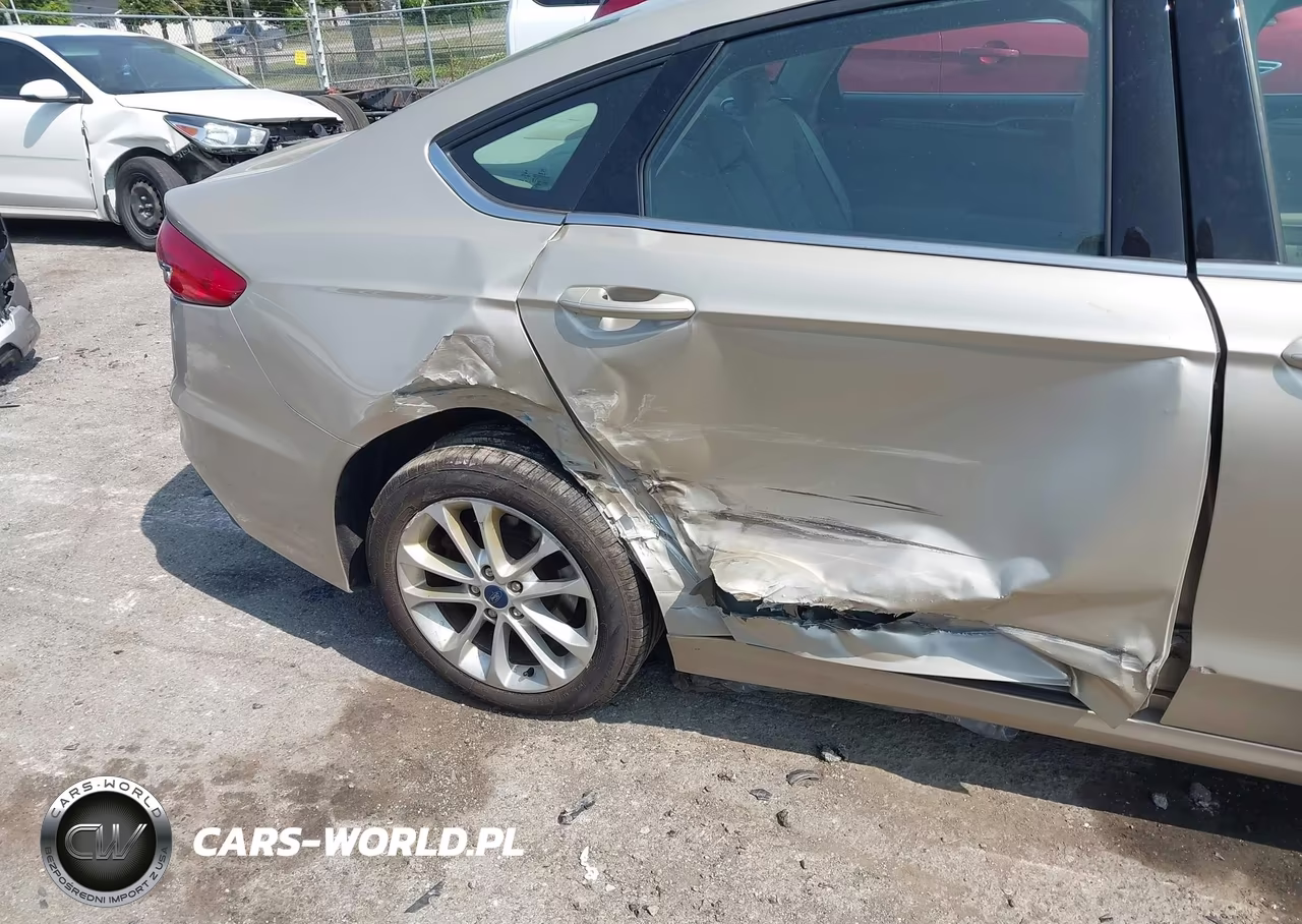 2019 Ford Fusion Hybrid Se VIN:3FA6P0LU9KR129576 - 6