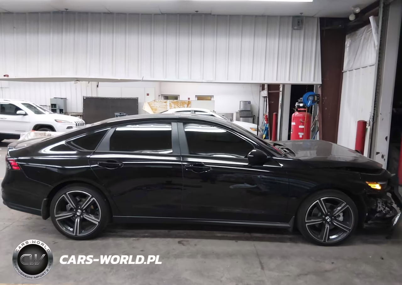 2026 Honda Accord Hybrid Sport VIN:1HGCY2F54TA013242 - 14