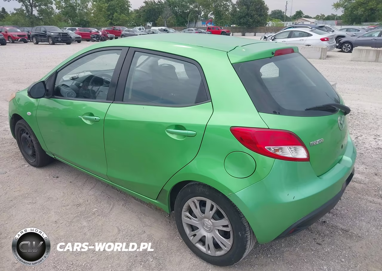 2011 Mazda Mazda2 Sport VIN:JM1DE1HY6B0115515 - 3