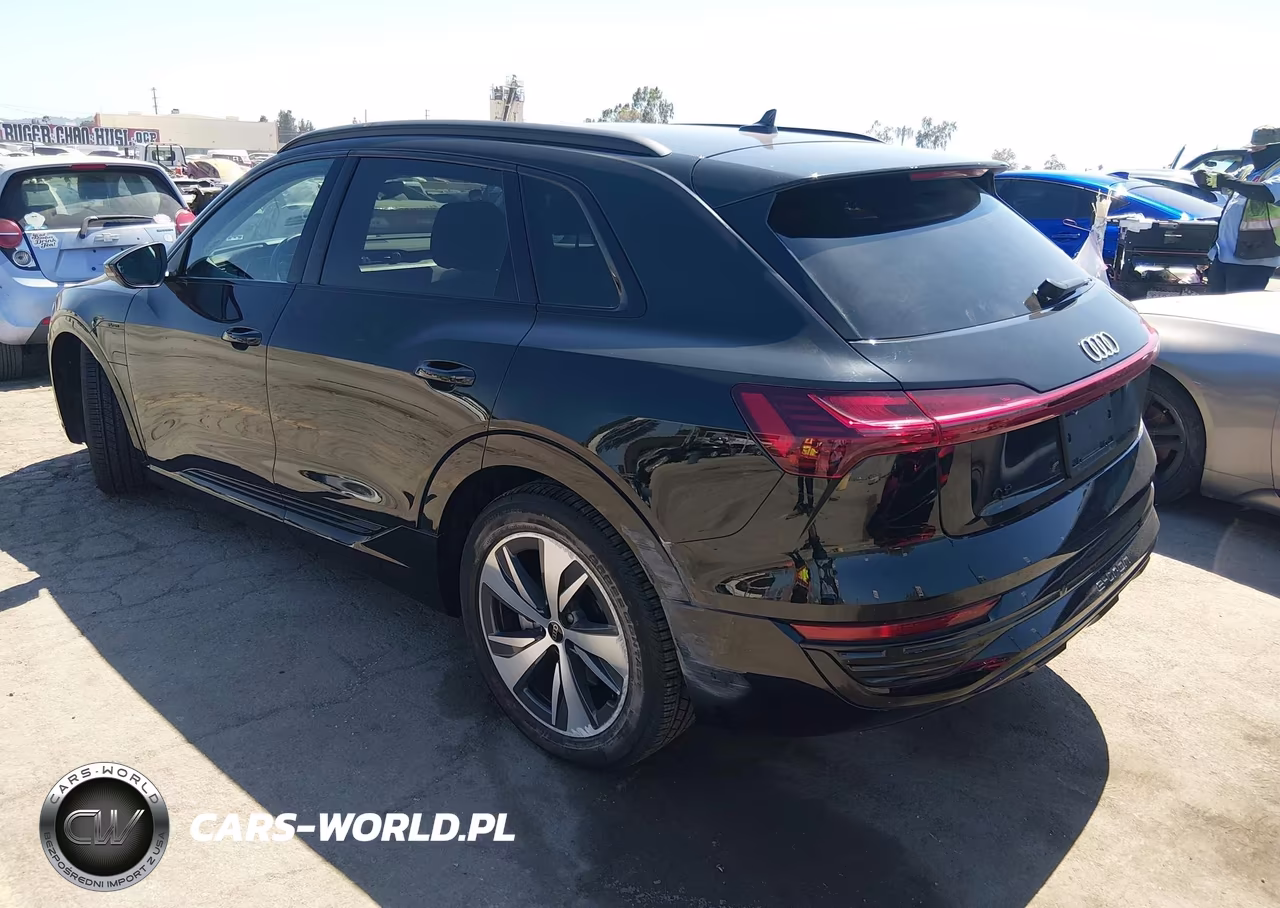 2024 Audi Q8 E-Tron Premium Quattro VIN:WA14AAGE6RB036650 - 3