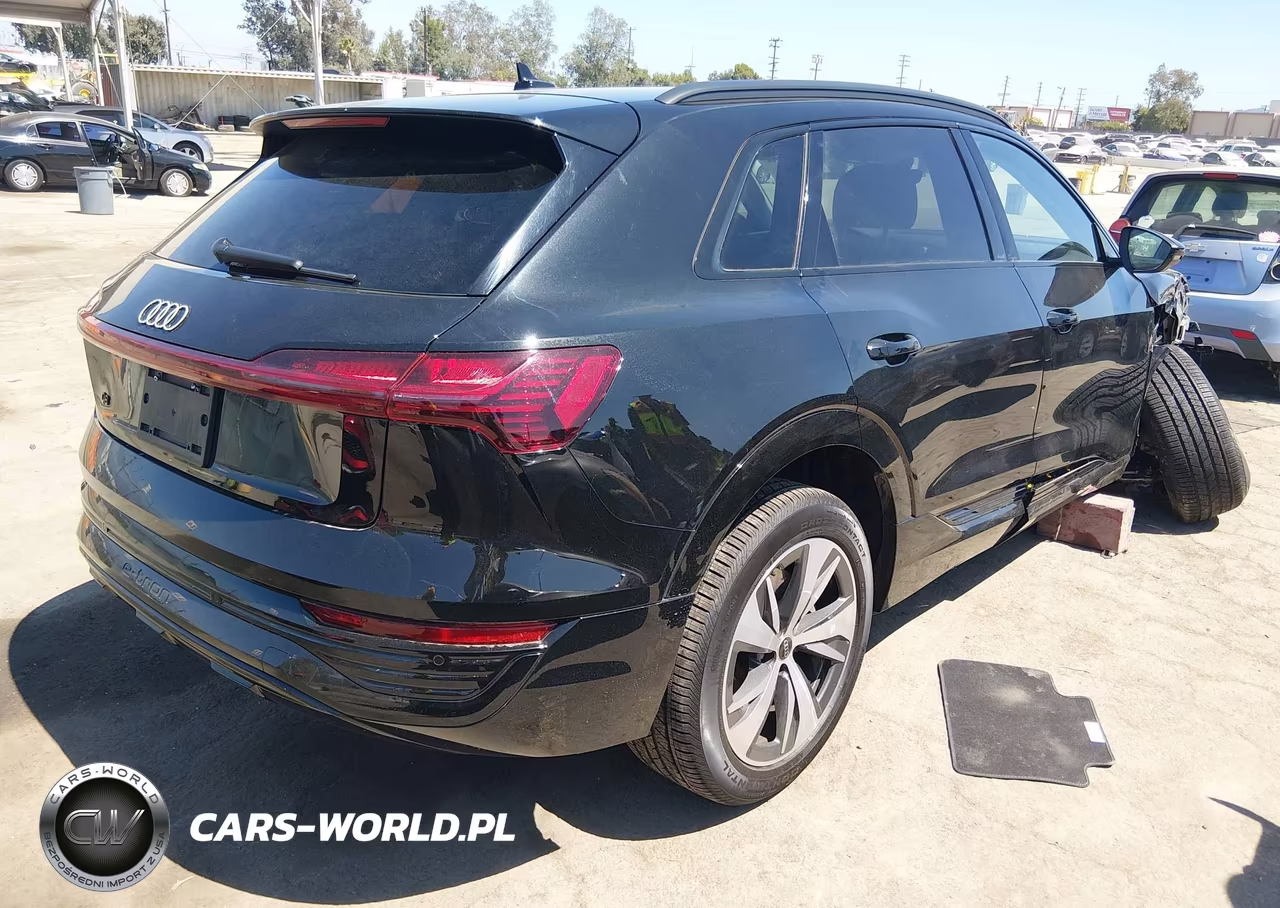 2024 Audi Q8 E-Tron Premium Quattro VIN:WA14AAGE6RB036650 - 4