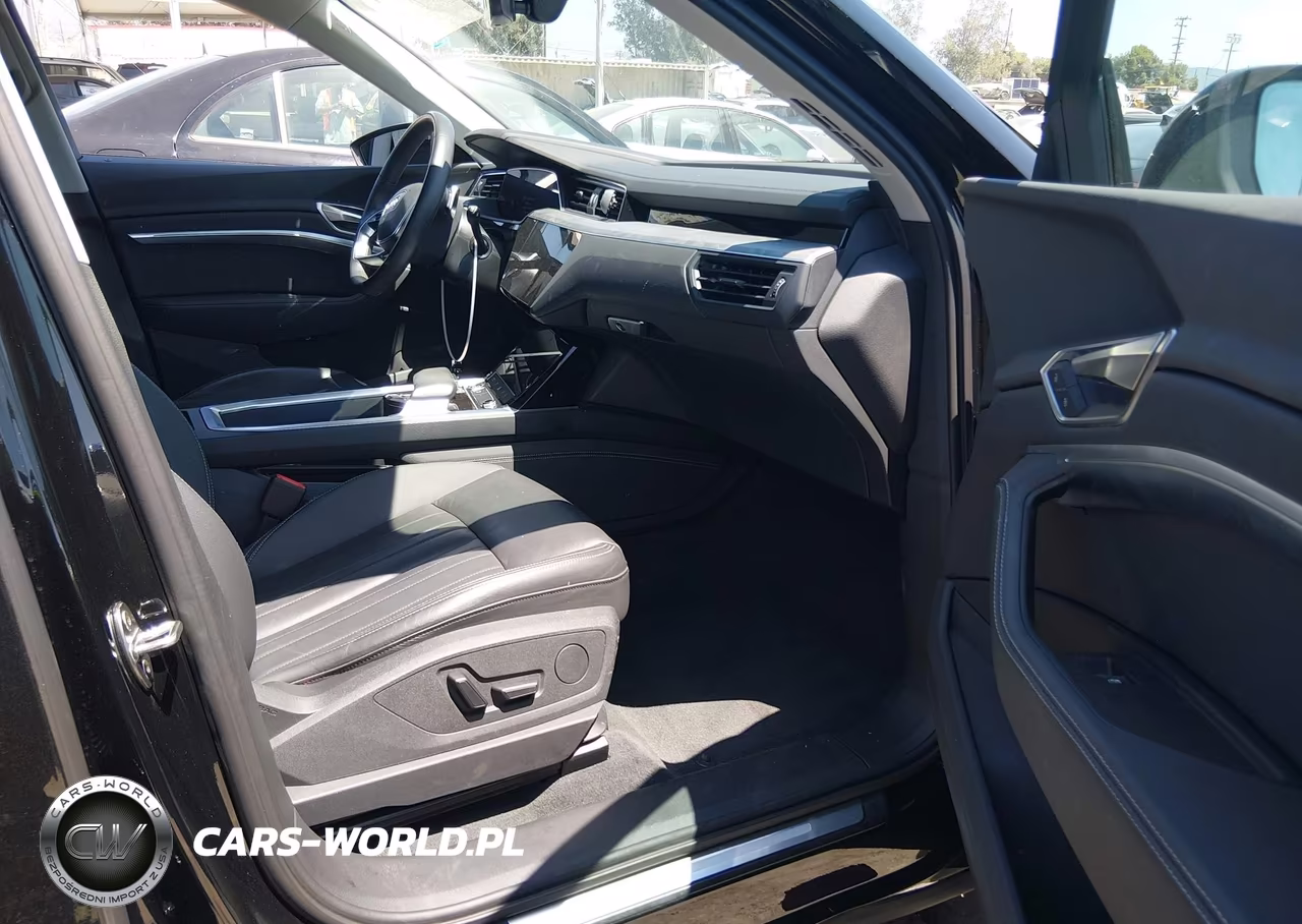 2024 Audi Q8 E-Tron Premium Quattro VIN:WA14AAGE6RB036650 - 5