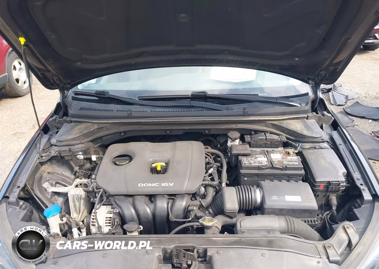 2018 Hyundai Elantra Sel VIN:5NPD84LF5JH337138 - 10