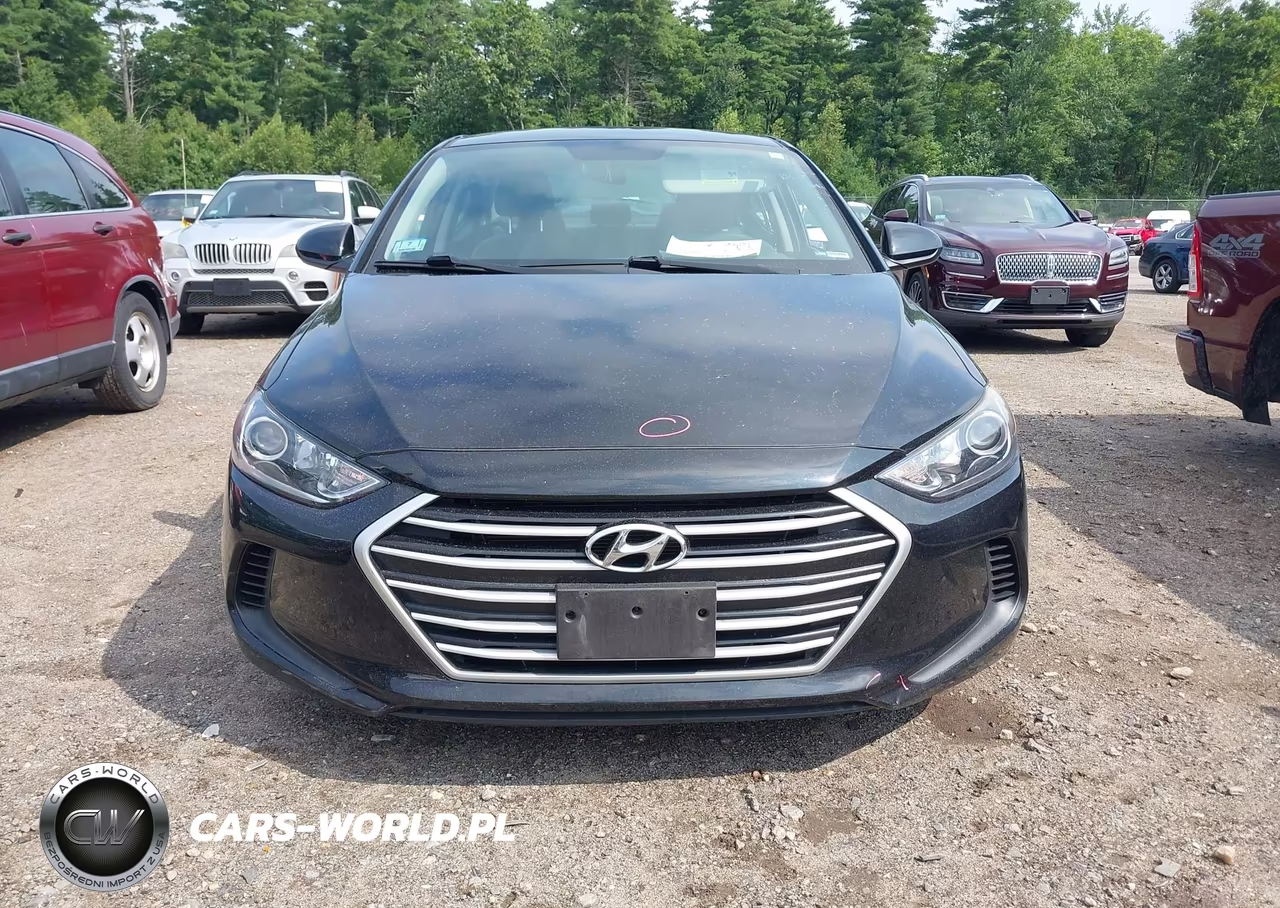 2018 Hyundai Elantra Sel VIN:5NPD84LF5JH337138 - 13