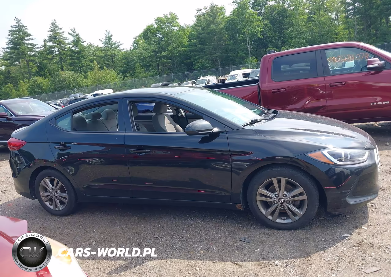 2018 Hyundai Elantra Sel VIN:5NPD84LF5JH337138 - 14