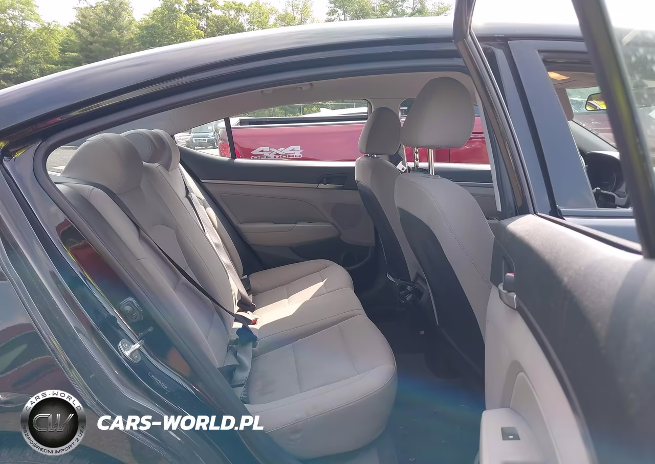 2018 Hyundai Elantra Sel VIN:5NPD84LF5JH337138 - 8