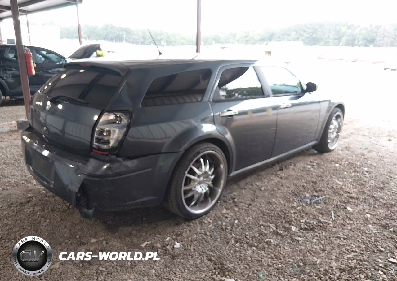 2008 Dodge Magnum VIN:2D4FV47T58H111477 - 4