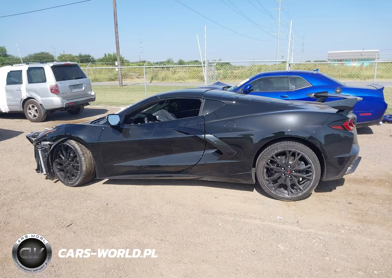 2025 Chevrolet Corvette Stingray VIN:1G1YA2D46S5112079 - 14