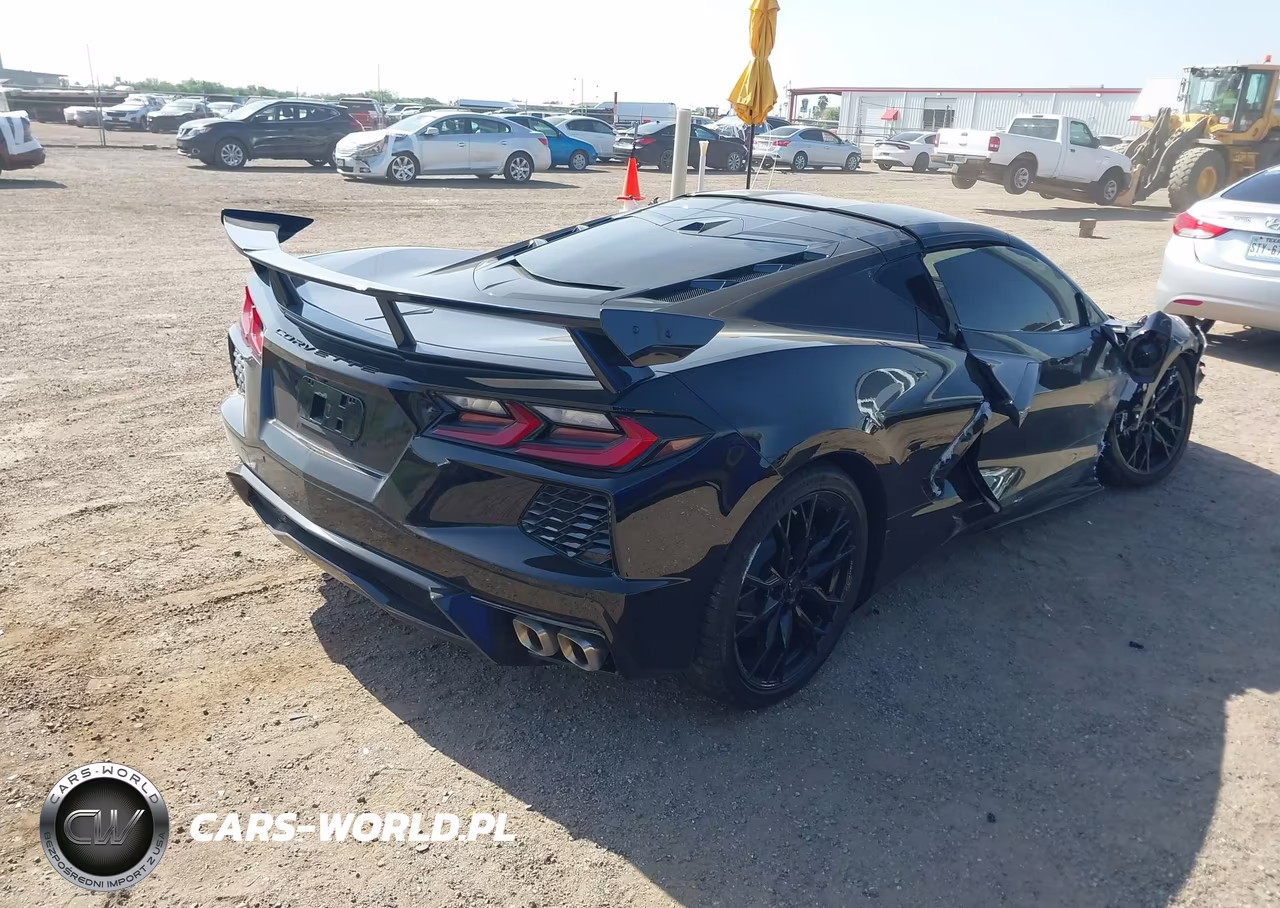 2025 Chevrolet Corvette Stingray VIN:1G1YA2D46S5112079 - 4