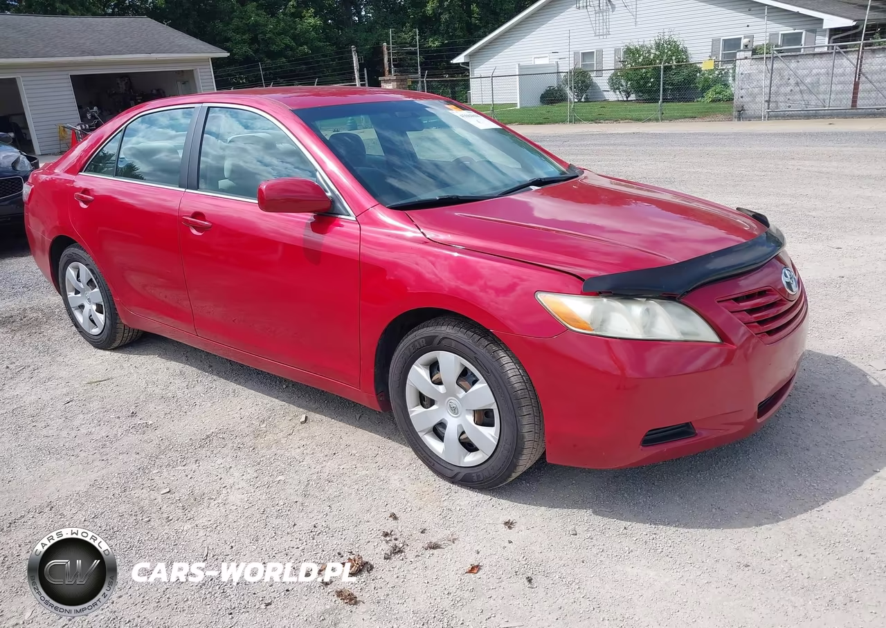 2009 Toyota Camry Le – zdjęcie 1 z 17