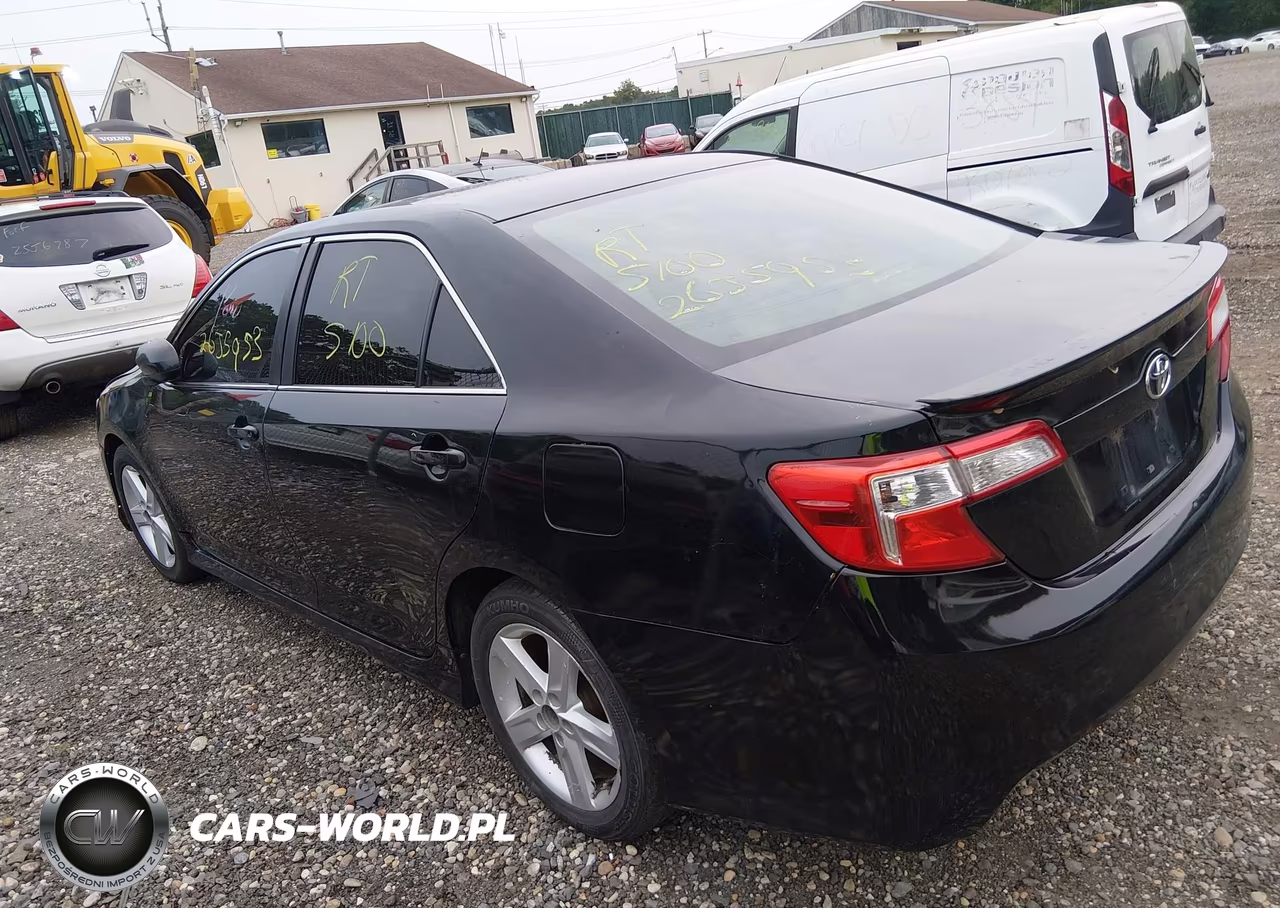 2013 Toyota Camry Se VIN:4T1BF1FK1DU676960 - 13