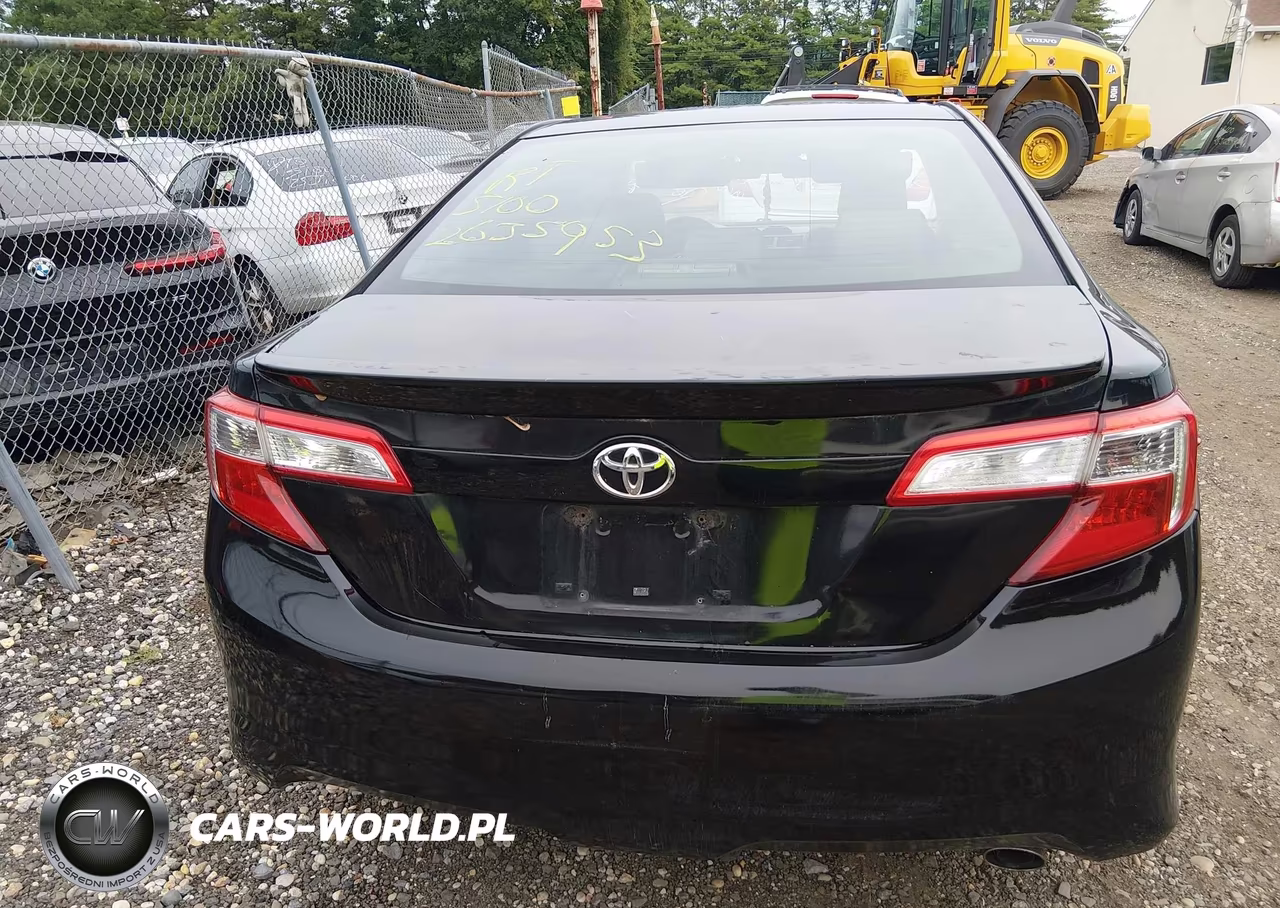 2013 Toyota Camry Se VIN:4T1BF1FK1DU676960 - 15